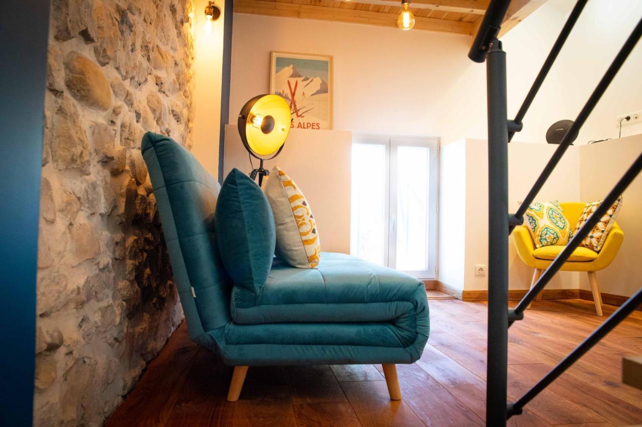 Appartement Atypique Au Coeur Des Alpes Barraux Luaran gambar